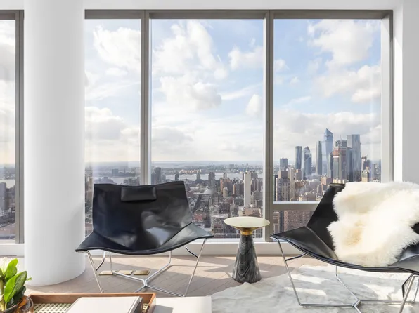 23 East 22nd Street image 15 of 30