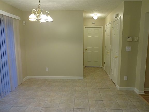 4th image of 781 Sugar Oak Ln