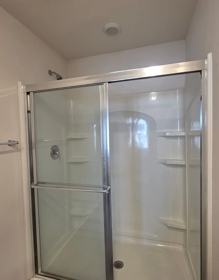 2 bed, 2.5 bath, 1050 sqft, $1,600 — Photo 3