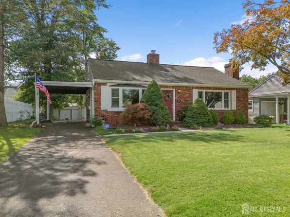 29 Lynn Ave, Middlesex, NJ 08846