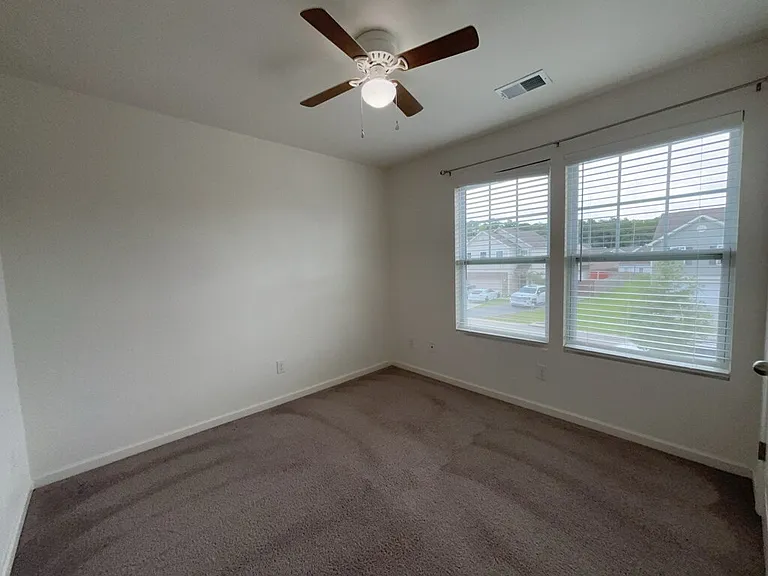 114 Rockingham Way — Photo 19