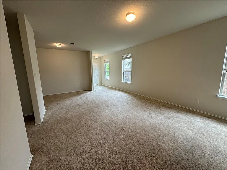 250 Zuma Dr — Photo 17