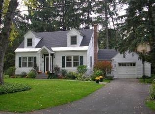 60 Burhans Pl, Delmar, NY 12054