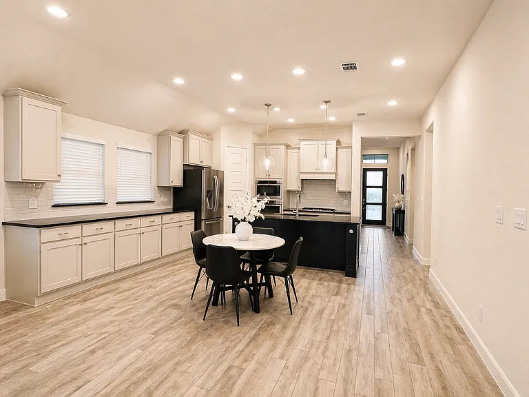 1841 Windward Way — Photo 7