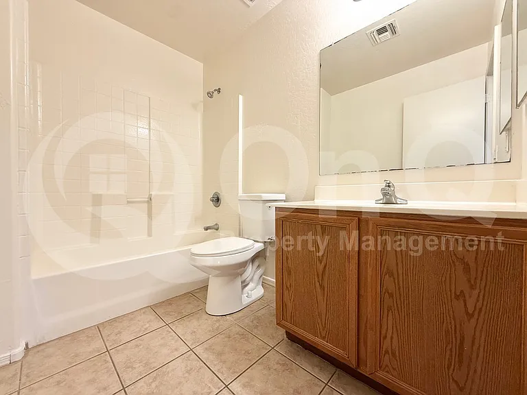 3425 S 95th Dr — Photo 10