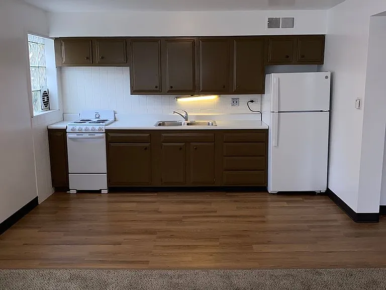 821 W Greenwood Ave #1 — Photo 11