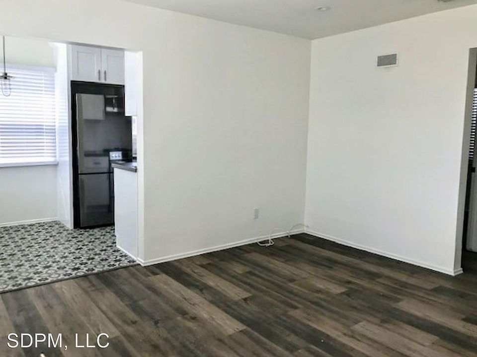1st image of 4034-4036 32nd St APT 1/2