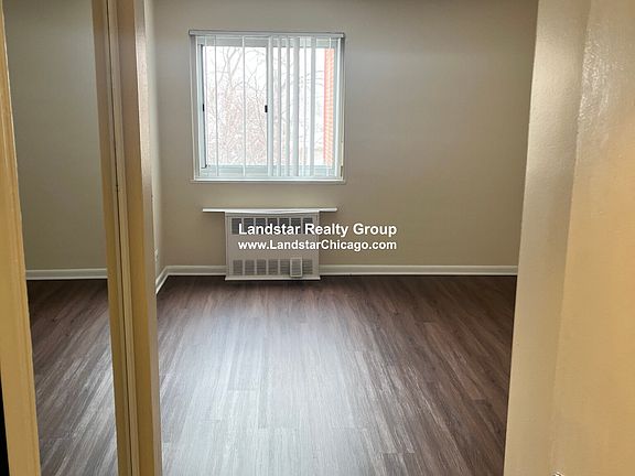 2nd image of 8624 Skokie Blvd APT J1
