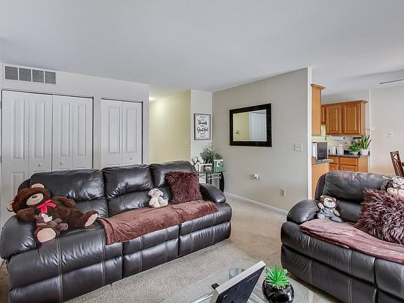 5th image of 355 Wilmington Dr Unit C1