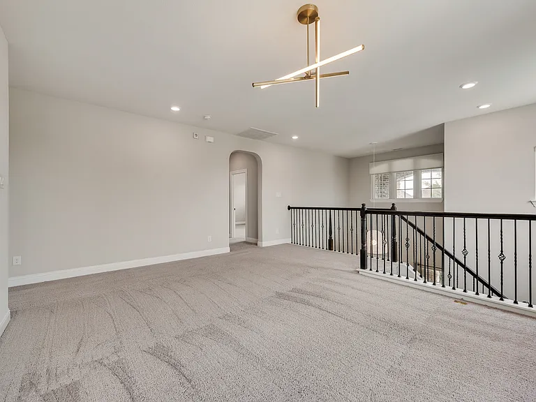9814 Gristmill Ln — Photo 17