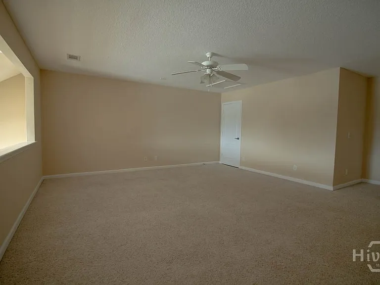 127 Ventura Pl — Photo 12