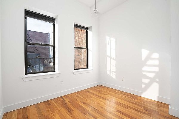 1st image of 162 Throop Ave #B3