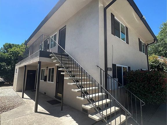 2nd image of 1351 Arcadian Ave