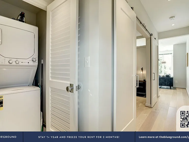Washer/Dryer in Apartment