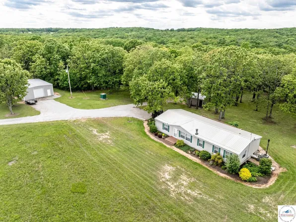 34801 Drennon Chapel Rd, Edwards, MO 65326