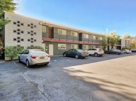 Camille Court Apartments