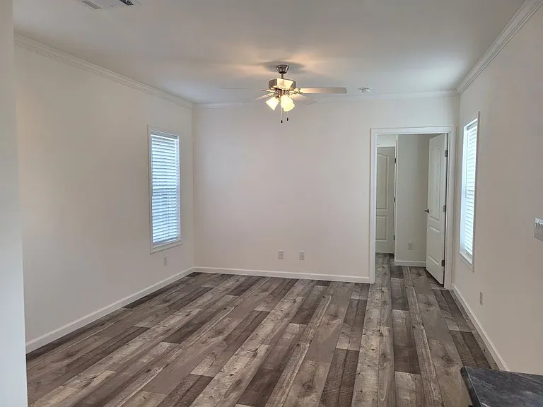 5548 Annette St #52 — Photo 15
