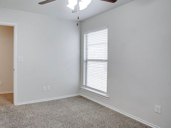 2nd image of 2117 140th St