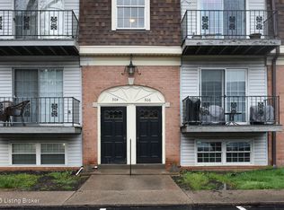 304 Chanel Ct APT 4, Louisville, KY