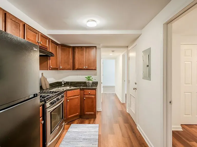 313 & 315 Anacostia Rd — Photo 9