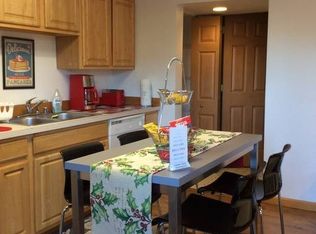 1401-1409 NE 56th St #1401, Seattle, WA 98105
