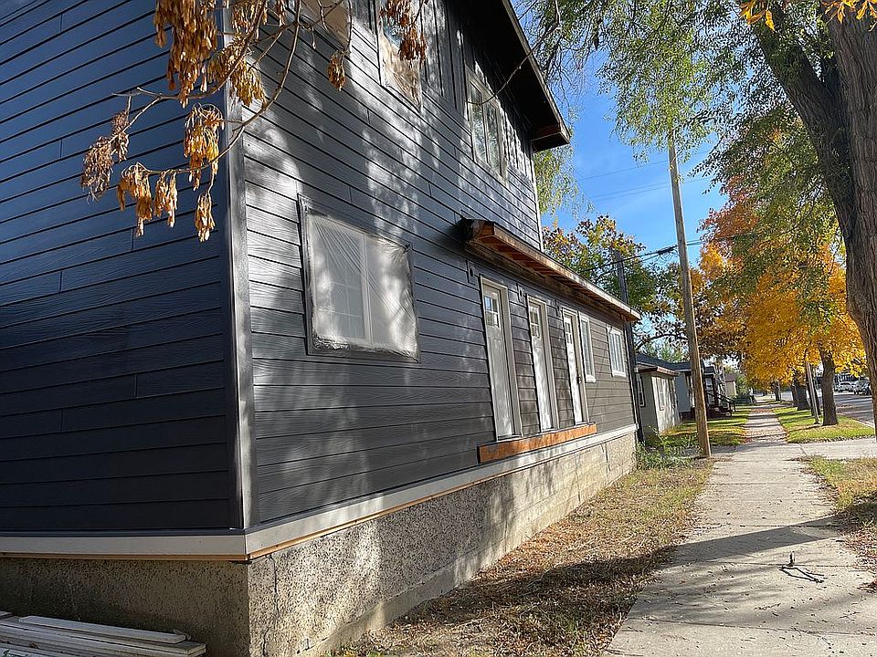 2nd image of 513 2nd St W