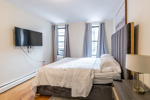 Rented by Corcoran | media 60