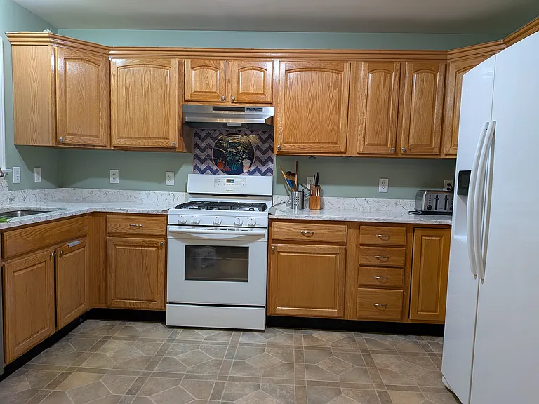 37 Glen Ave #22 — Photo 4