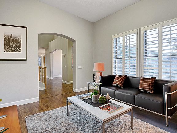 5th image of 6025 W Spur Dr