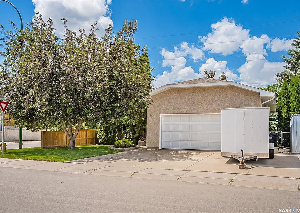 1st image of 103 Bornstein CRESCENT