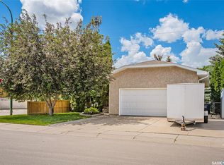 103 Bornstein Cres, Saskatoon, SK S7N3Y4