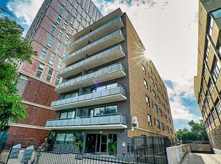 710 Spadina Ave #308, Toronto, ON M5S2J3