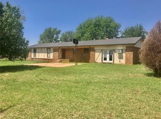 19344 E 1130th Rd, Sayre, OK 73662