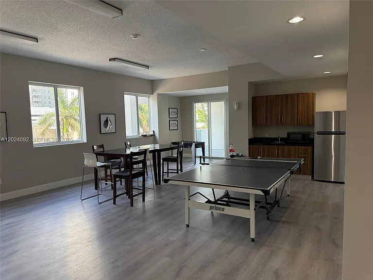 601 NE 23rd St #804 — Photo 32