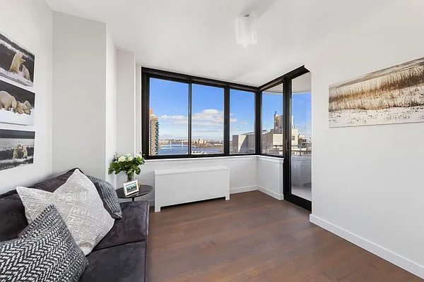 Sold by Compass | media 3