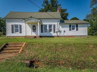 737 Martin Camp Rd, Chesnee, SC 29323