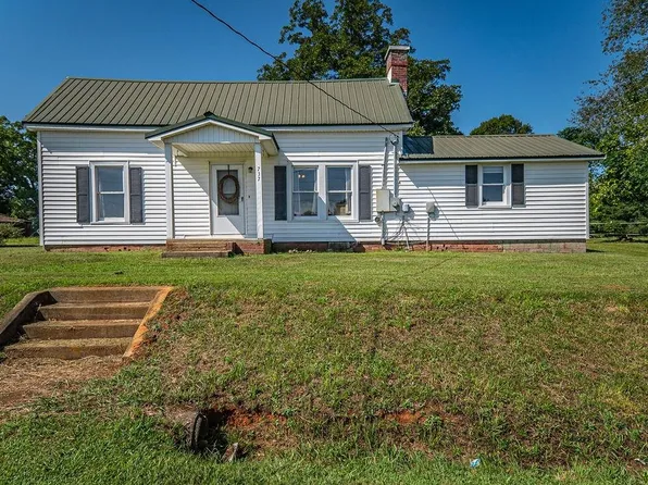 737 Martin Camp Rd, Chesnee, SC 29323