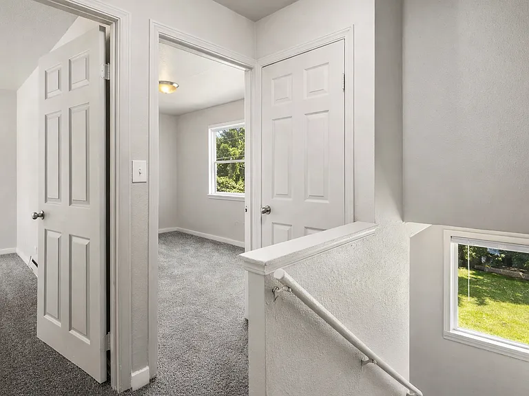 Pacific Walk Townhomes - Your New Oasis — Photo 20