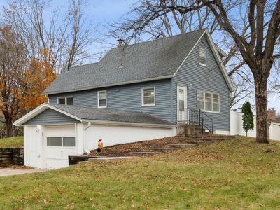 204 W 77th St, Chanhassen, MN, 55317