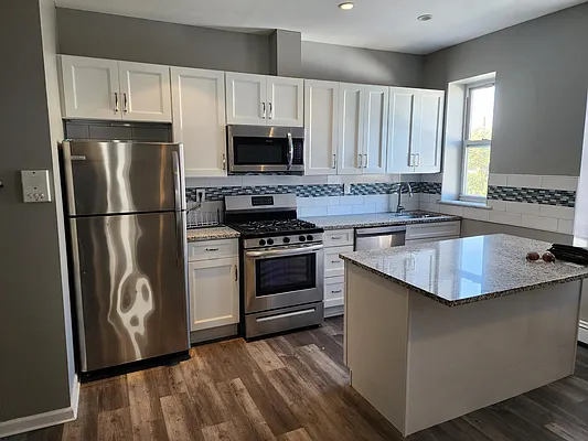 Rented by East Coast Realty Partners LLC | media 13