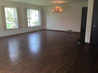 2519 Falmouth Rd, Akron, OH 44333