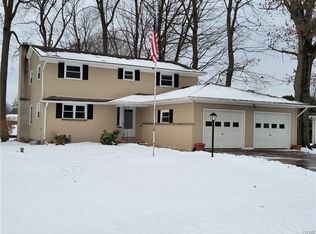 115 Ruth Rd, North Syracuse, NY 13212