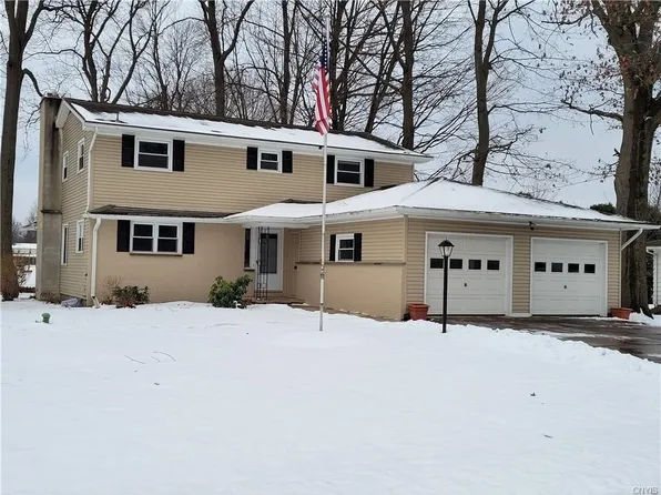 115 Ruth Rd, North Syracuse, NY 13212