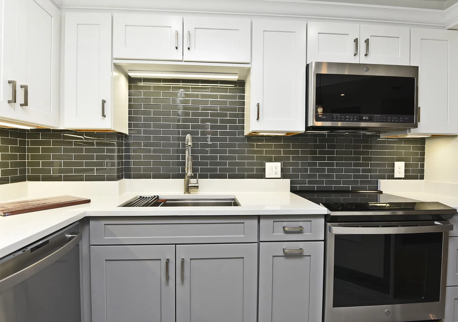 2 bed, 1189 sqft, $2,600 — Photo 3