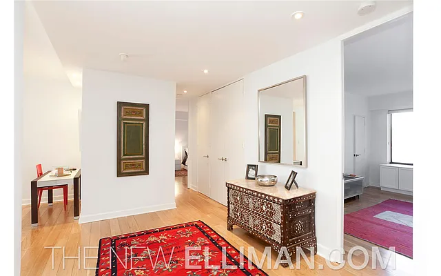 Rented by Douglas Elliman | media 15