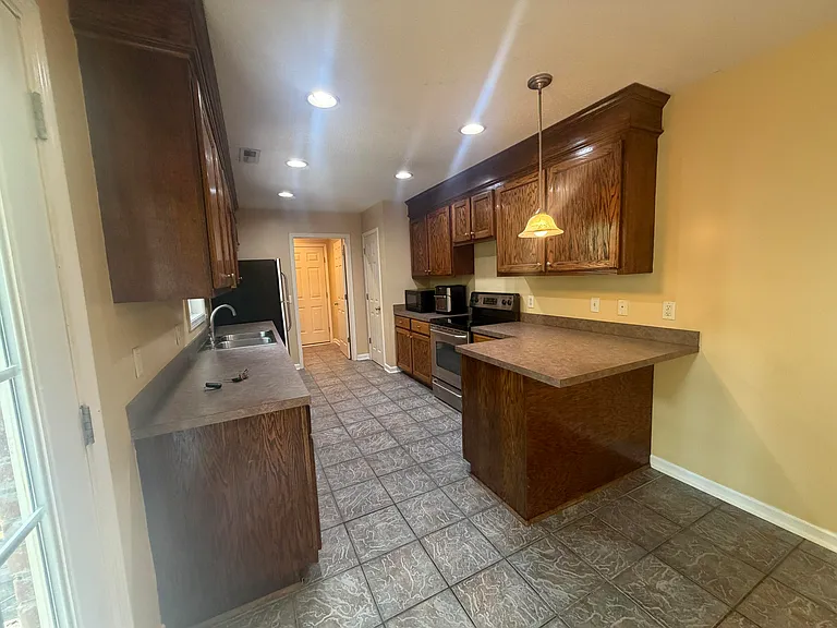 30 Spanish Moss Cir — Photo 18