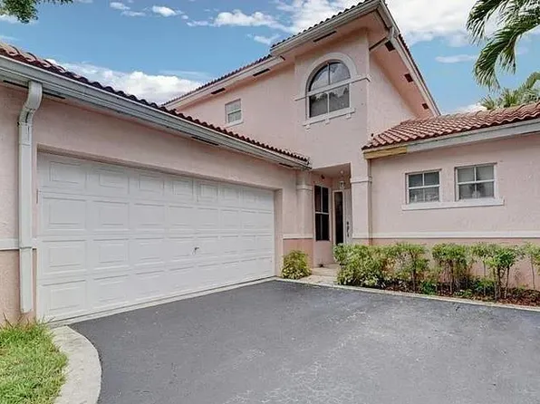 4769 NW 5th Pl, Coconut Creek, FL 33063