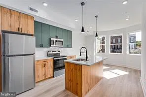 1223 W Lehigh Ave Photo 1