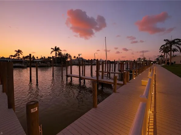 18008 San Carlos BLVD #27, FORT MYERS BEACH, FL 33931
