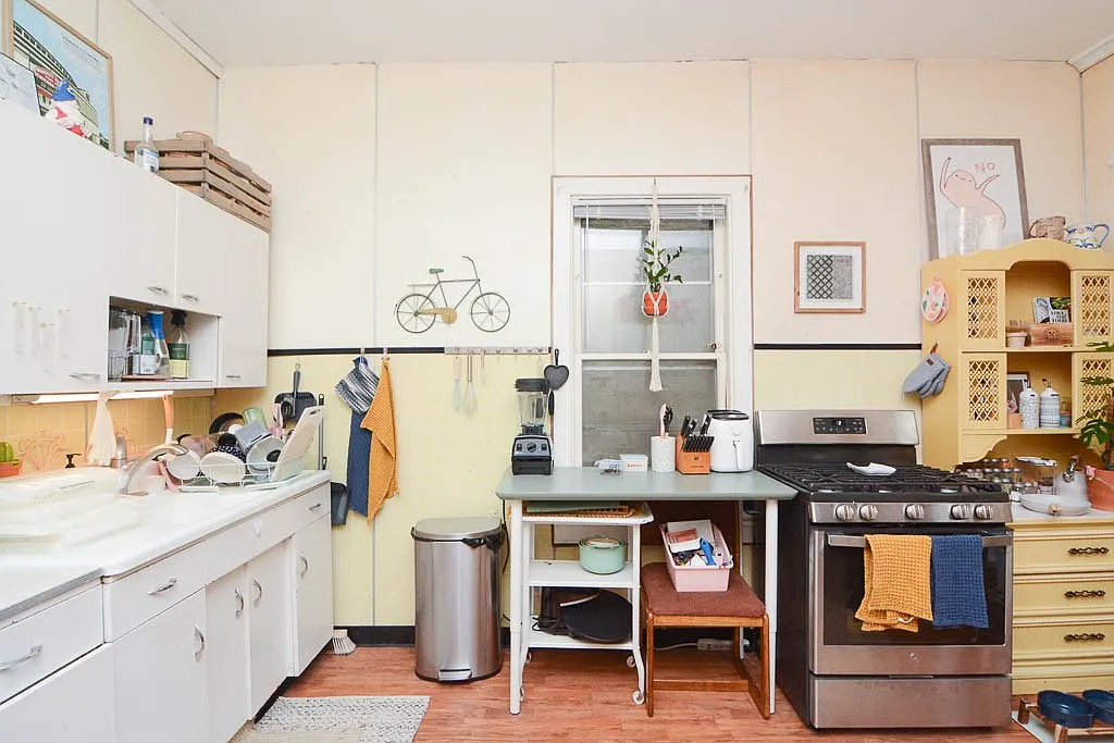 1 bed, 900 sqft, $2,100 — Photo 2